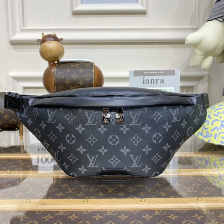 Replica Louis Vuitton Bumbag Discovery Black - Best Fake Designer Bags
