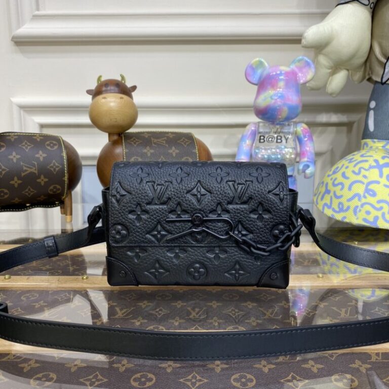 Replica Louis Vuitton Steamer Wearable Wallet Full Black - Best Fake Designer Bags