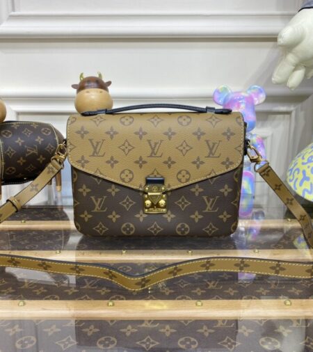 Replica Louis Vuitton Pochette Metis Brown Canvas - Best Fake Designer Bags