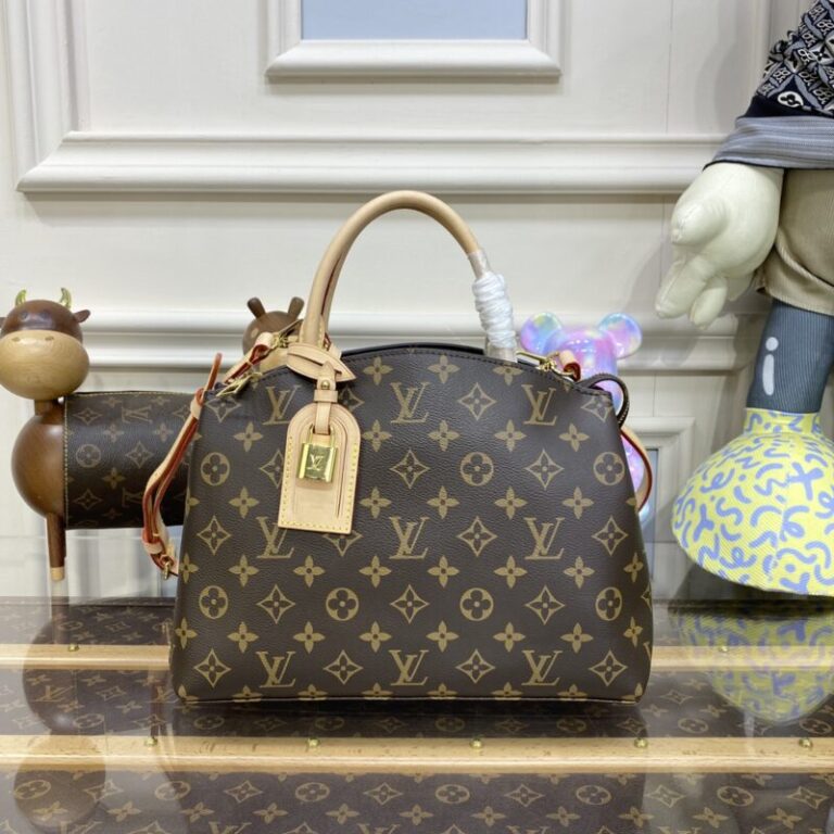 Replica Louis Vuitton Palais - Best Fake Designer Bags