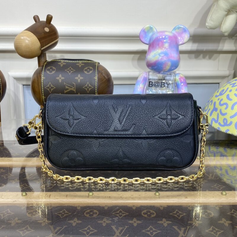 Replica Louis Vuitton Wallet on Chain Ivy Black - Best Fake Designer Bags