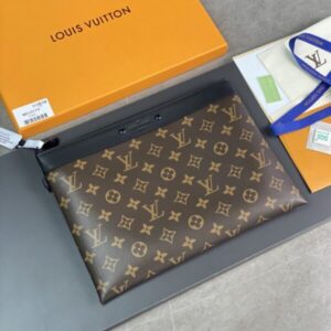 Replica Louis Vuitton To Go Pochette Brown - Best Fake Designer Bags
