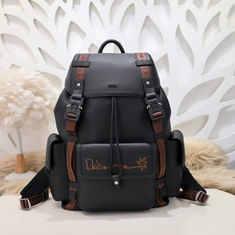 Replica DIOR  Hit The Road CACTUS JACK - Best Fake Designer Bags