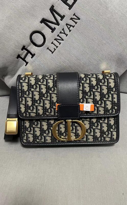 Replica Dior 30 Montaigne  Oblique Jacquard - Best Fake Designer Bags