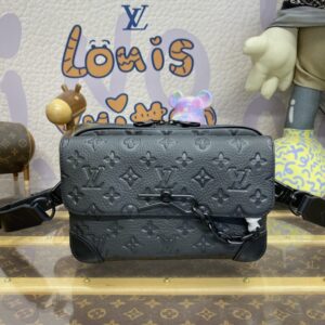 Replica Louis Vuitton Steamer Messenger Black - Best Fake Designer Bags