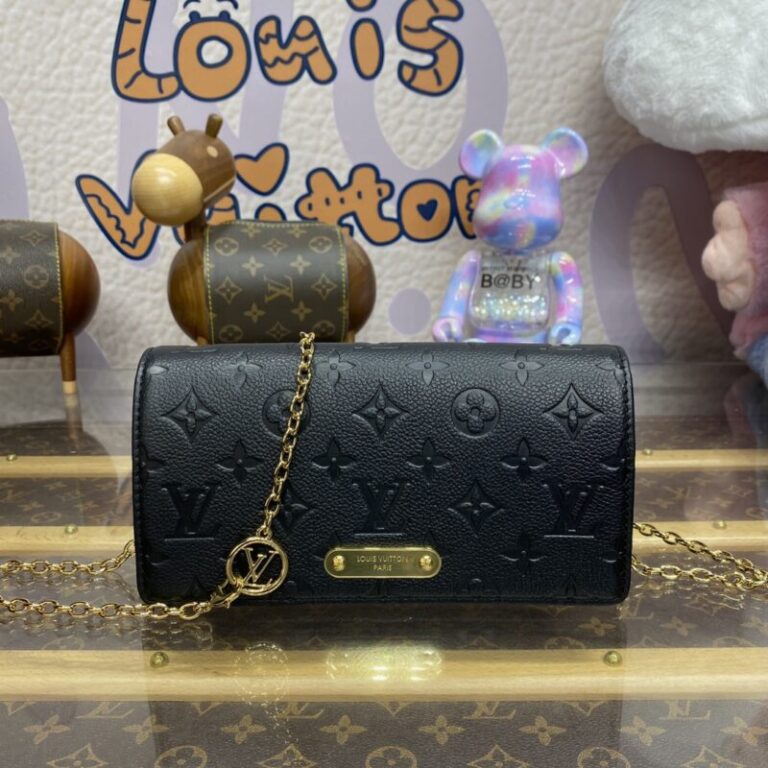 Replica Louis Vuitton Wallet On Chain Lily Black - Best Fake Designer Bags