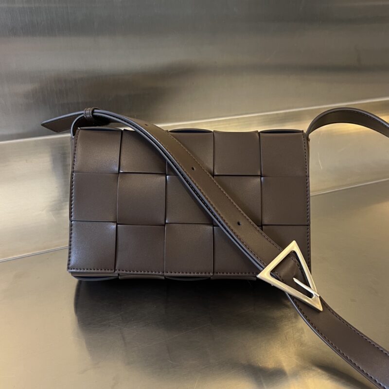 Replica Bottega Veneta Cassette 2.0 Dark Brown - Best Fake Designer Bags