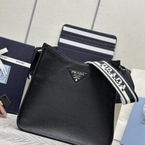 Replica Prada  Saffiano Tote Black - Best Fake Designer Bags