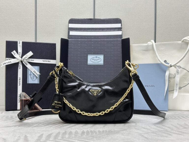 Replica Prada  Re-Edition 2002 - Best Fake Designer Bags
