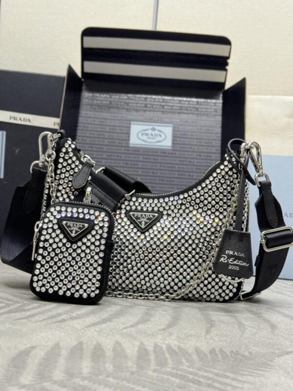 Replica Prada  Re-Edition  2005 Diamond White - Best Fake Designer Bags