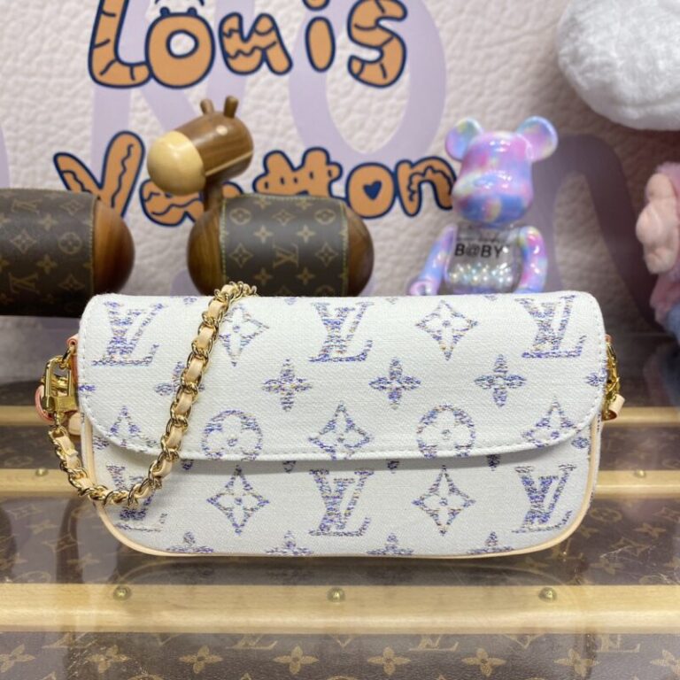 Replica Louis Vuitton Wallet on Chain Ivy White - Best Fake Designer Bags