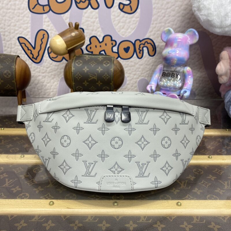 Replica Louis Vuitton Bumbag Discovery Grey - Best Fake Designer Bags