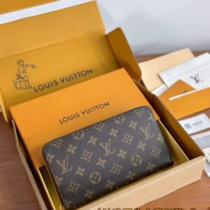 Replica Louis Vuitton Zippy Wallet - Best Fake Designer Bags