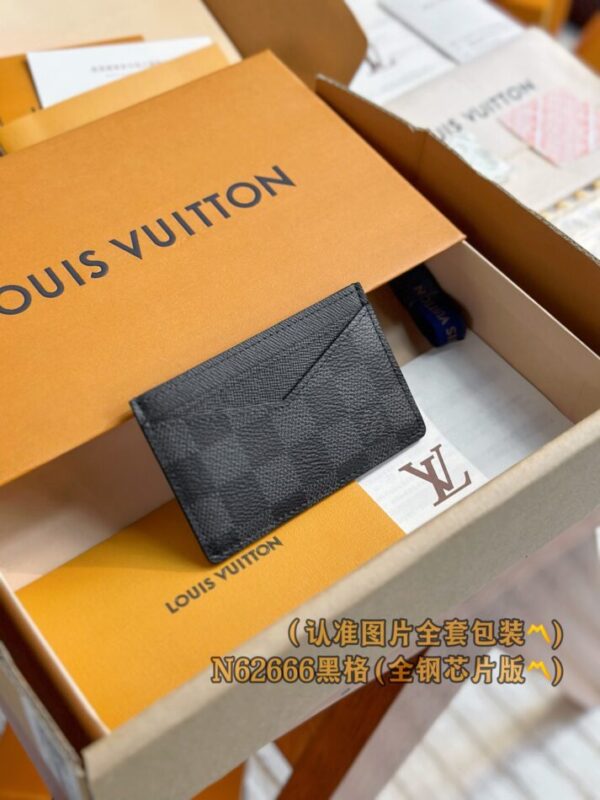 Replica Louis Vuitton Card Holder Black Grid - Best Fake Designer Bags