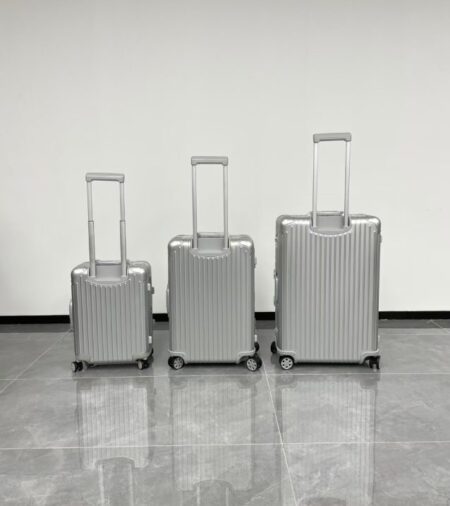 Replica Rimowa Original Suitcase Silver - Best Fake Designer Bags