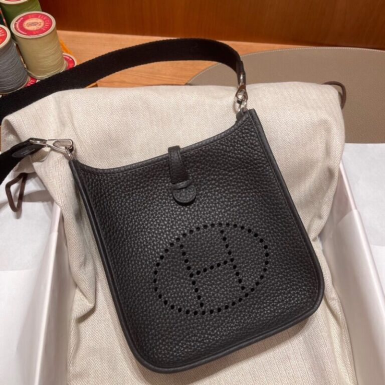 Replica Hermes  Evelyne II TPM Black Strap - Best Fake Designer Bags