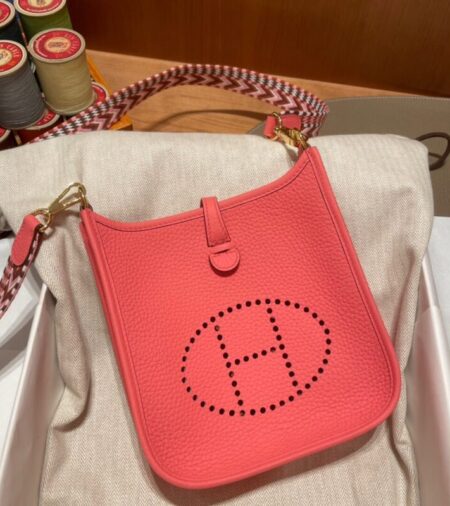 Replica Hermes  Evelyne II TPM Red - Best Fake Designer Bags