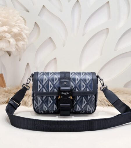 Replica Dior Hit the Road messenger bag black - Best Fake Designer Bags